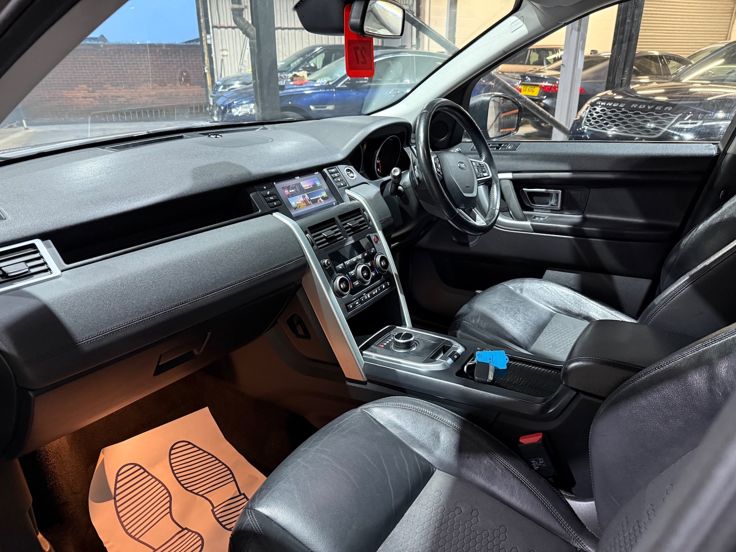 Used Land Rover Discovery Sport 2017 for sale - 77256549: Photo 8