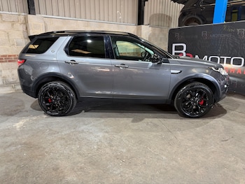 Used Land Rover Discovery Sport 2018 for sale - 79206331: Photo