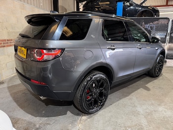 Used Land Rover Discovery Sport 2018 for sale - 79206331: Photo