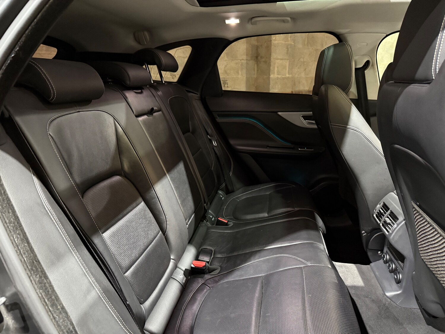 Used Jaguar F-Pace 2016 for sale - 78177244: Photo 21