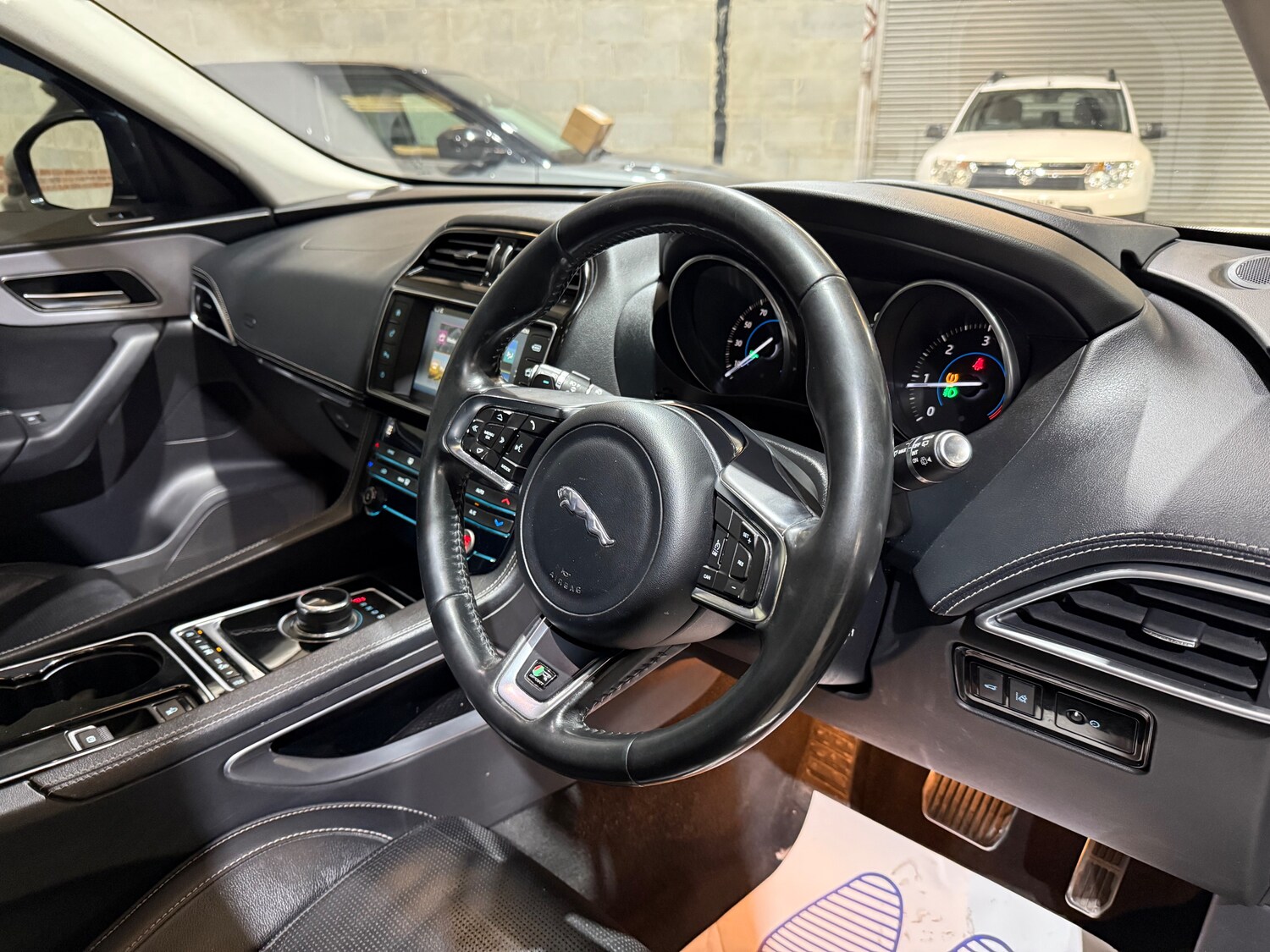 Used Jaguar F-Pace 2016 for sale - 78177244: Photo 25