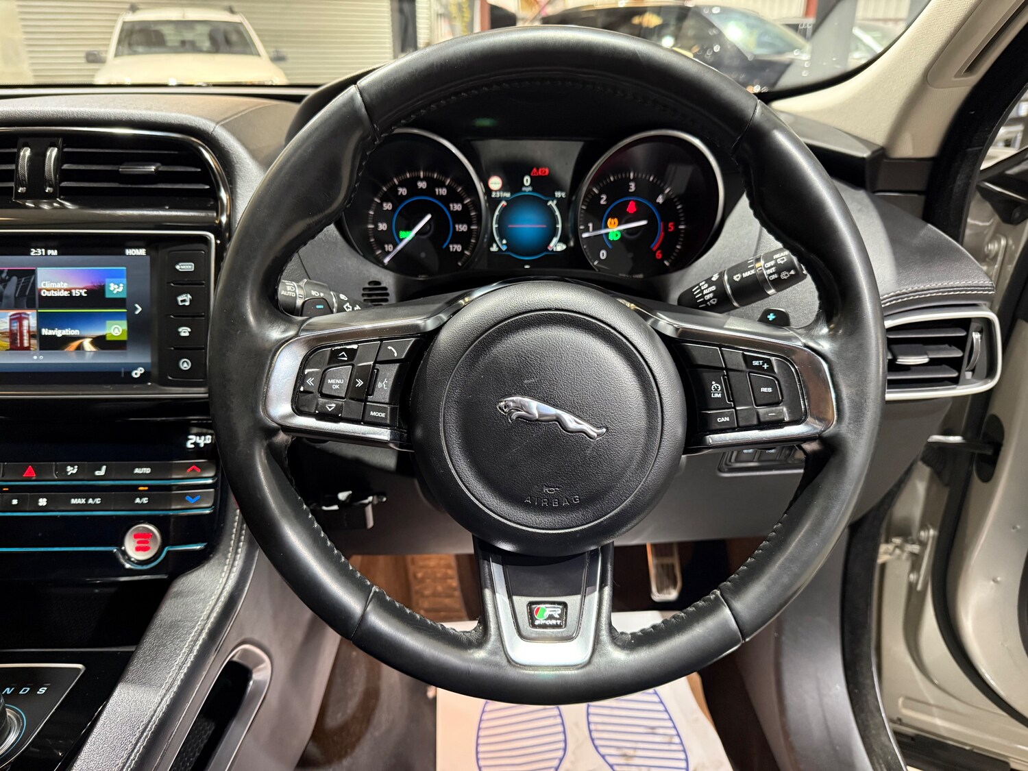 Used Jaguar F-Pace 2016 for sale - 78177244: Photo 29