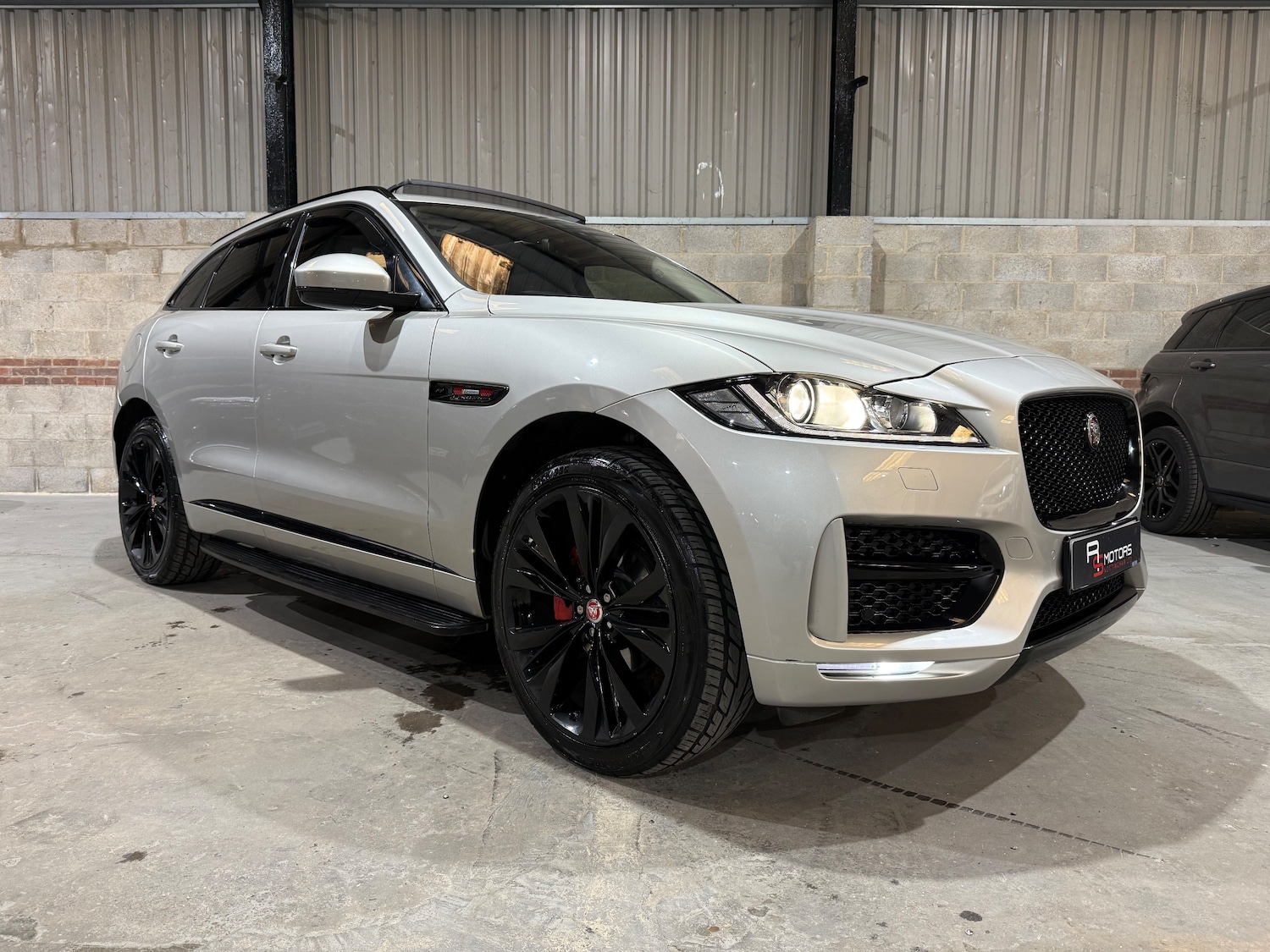 Used Jaguar F-Pace 2016 for sale - 78177244: Photo 49