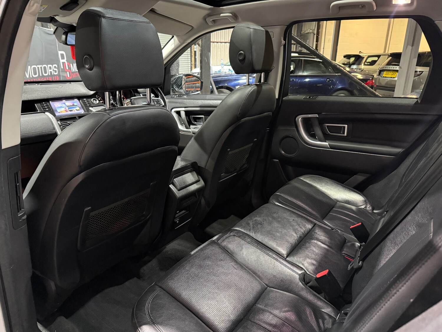 Used Land Rover Discovery Sport 2017 for sale - 77501924: Photo 15