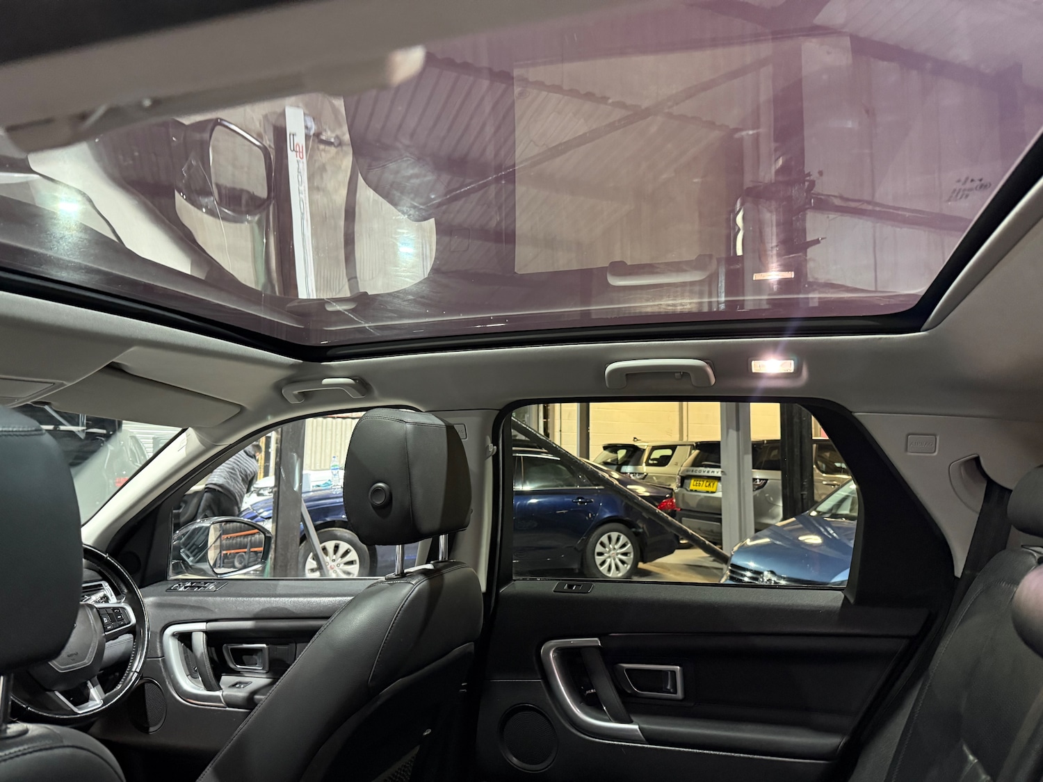 Used Land Rover Discovery Sport 2017 for sale - 77501924: Photo 17