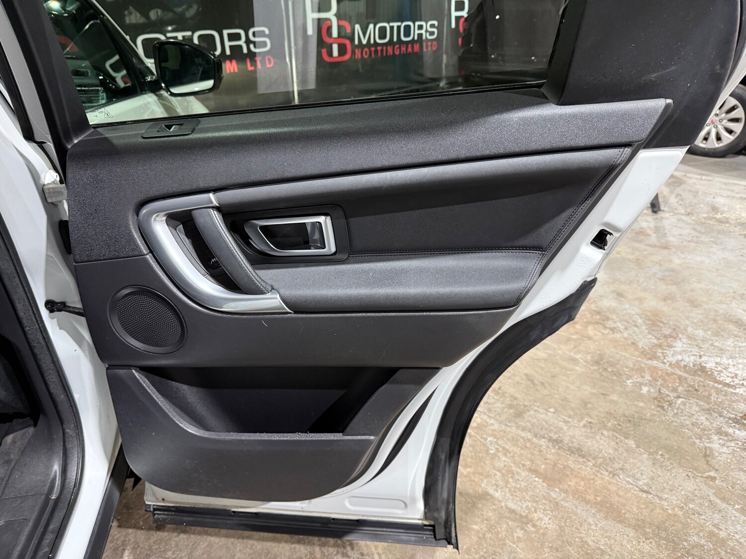 Used Land Rover Discovery Sport 2017 for sale - 77501924: Photo 22