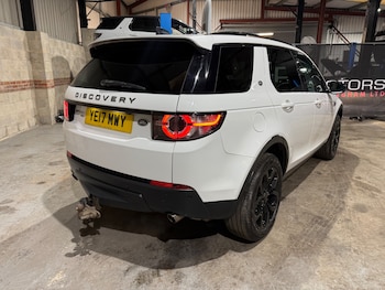 Used Land Rover Discovery Sport 2017 for sale - 77501924: Photo