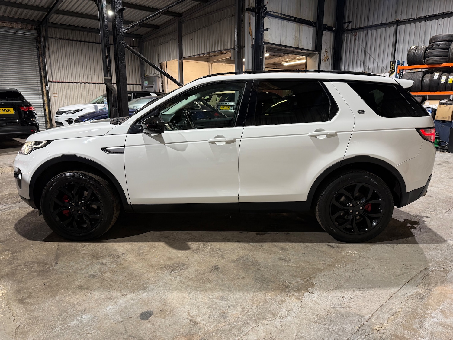 Used Land Rover Discovery Sport 2017 for sale - 77501924: Photo 6