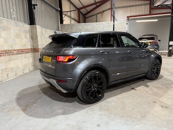 Used Land Rover Range Rover Evoque 2016 for sale - 75538889: Photo