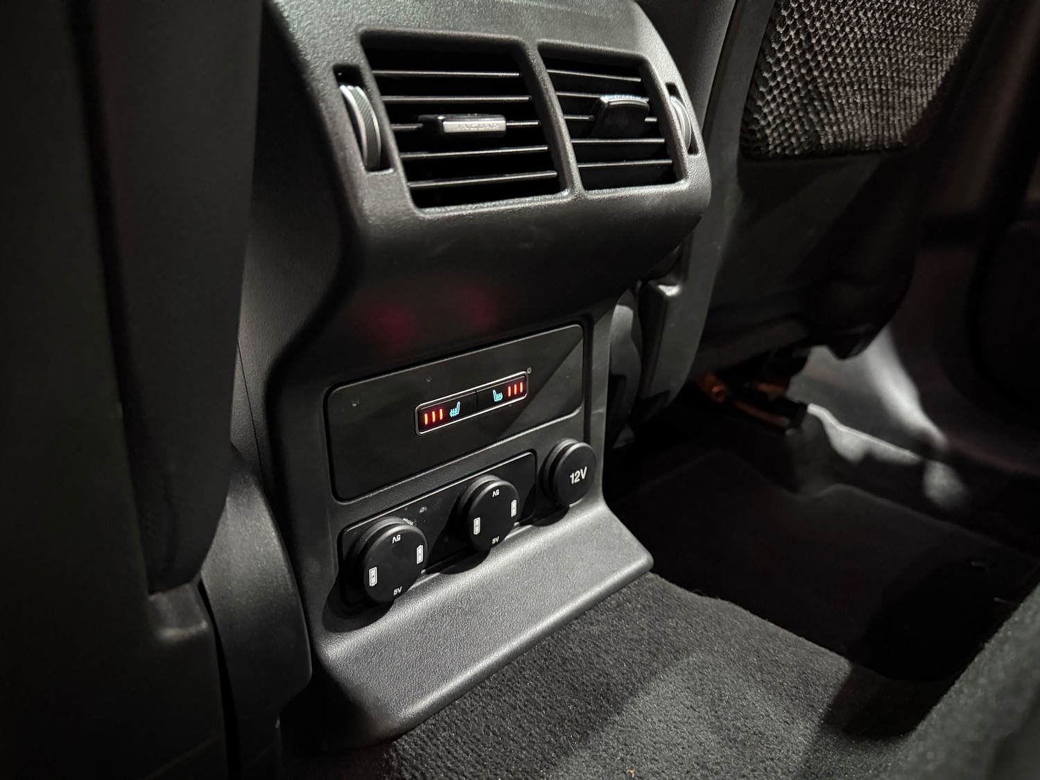 Used Jaguar F-Pace 2017 for sale - 77054904: Photo 17