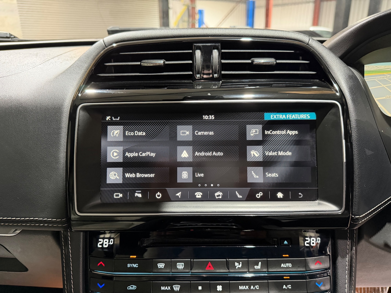 Used Jaguar F-Pace 2017 for sale - 77054904: Photo 42