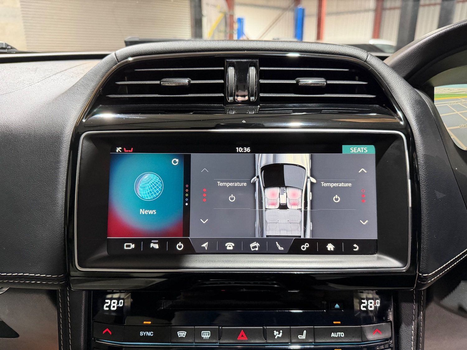 Used Jaguar F-Pace 2017 for sale - 77054904: Photo 51