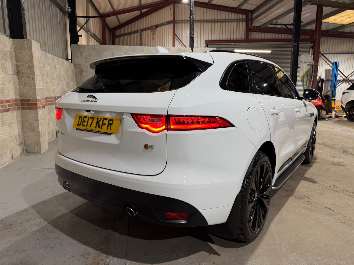 Used Jaguar F-Pace 2017 for sale - 77054904: Photo 54