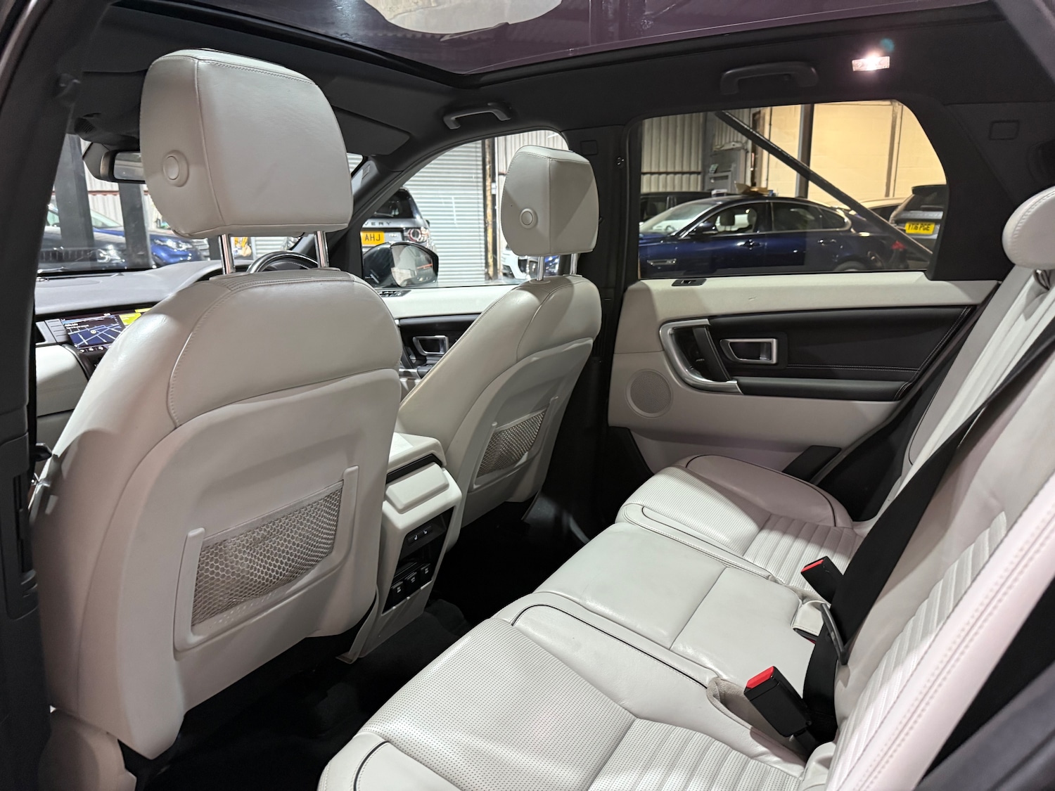 Used Land Rover Discovery Sport 2017 for sale - 76204674: Photo 15