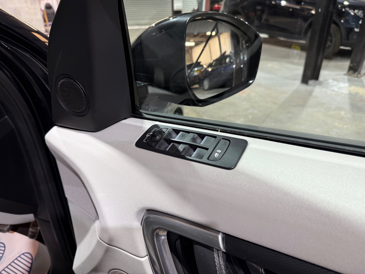 Used Land Rover Discovery Sport 2017 for sale - 76204674: Photo 29