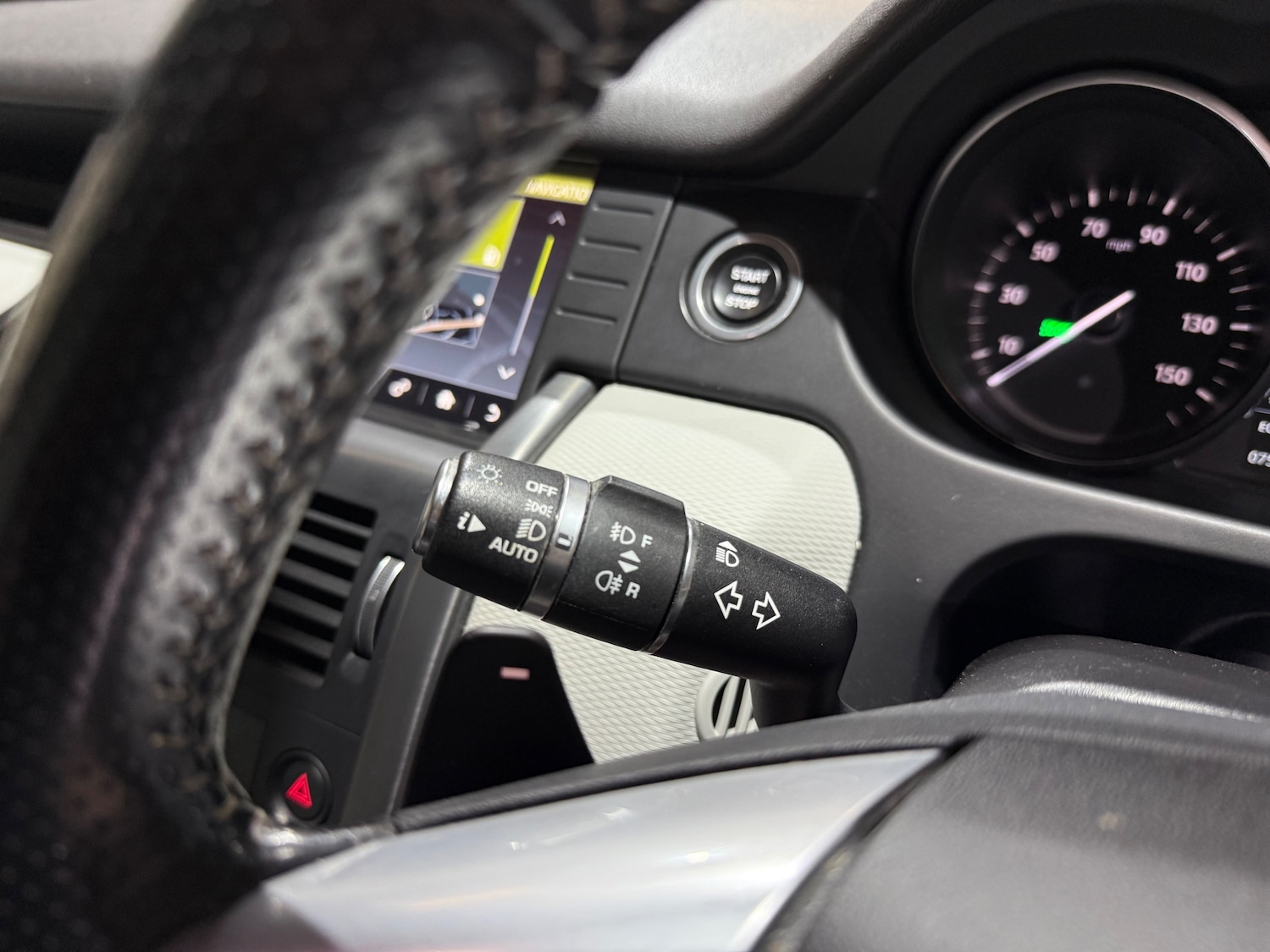 Used Land Rover Discovery Sport 2017 for sale - 76204674: Photo 41