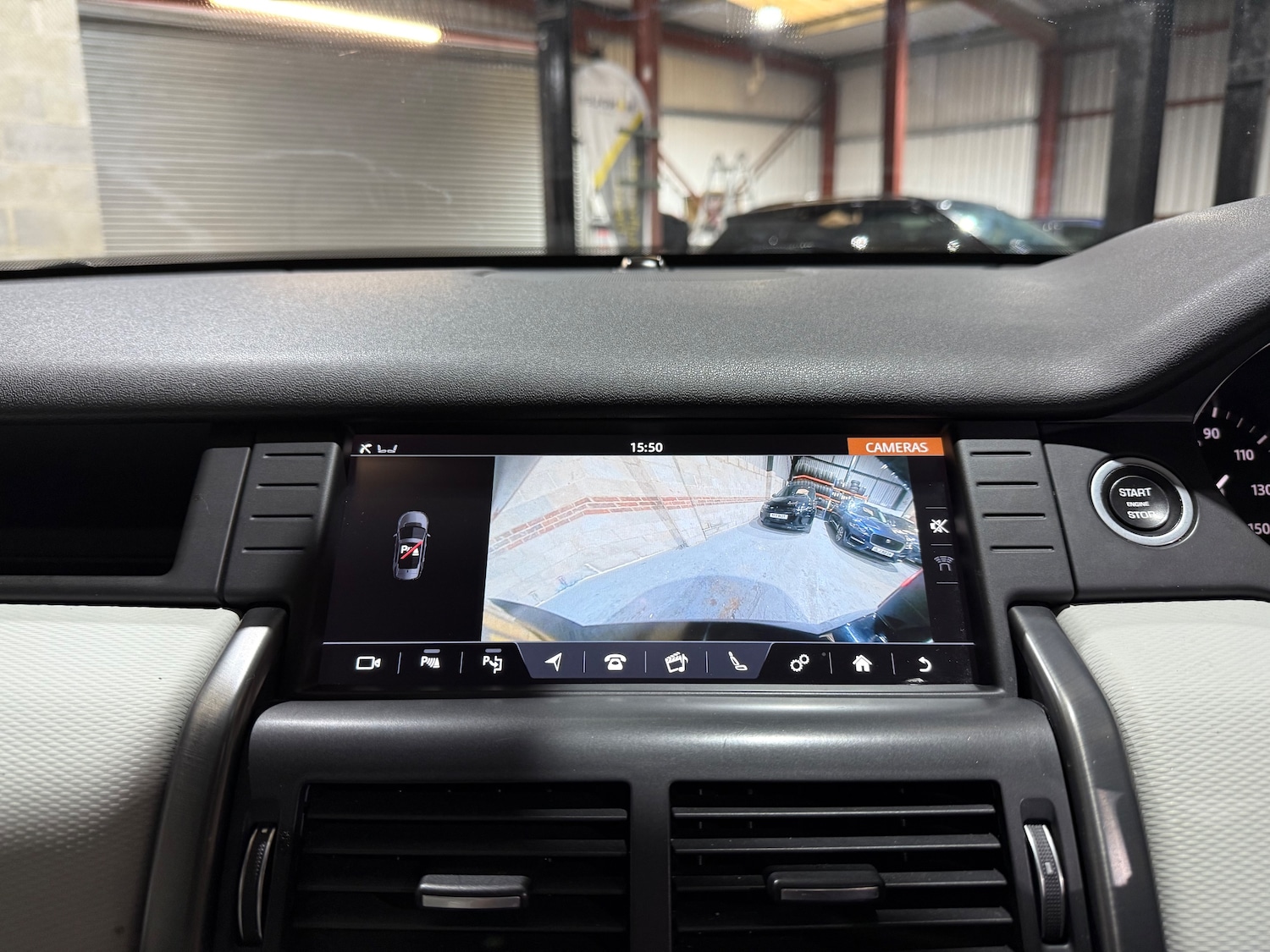 Used Land Rover Discovery Sport 2017 for sale - 76204674: Photo 45