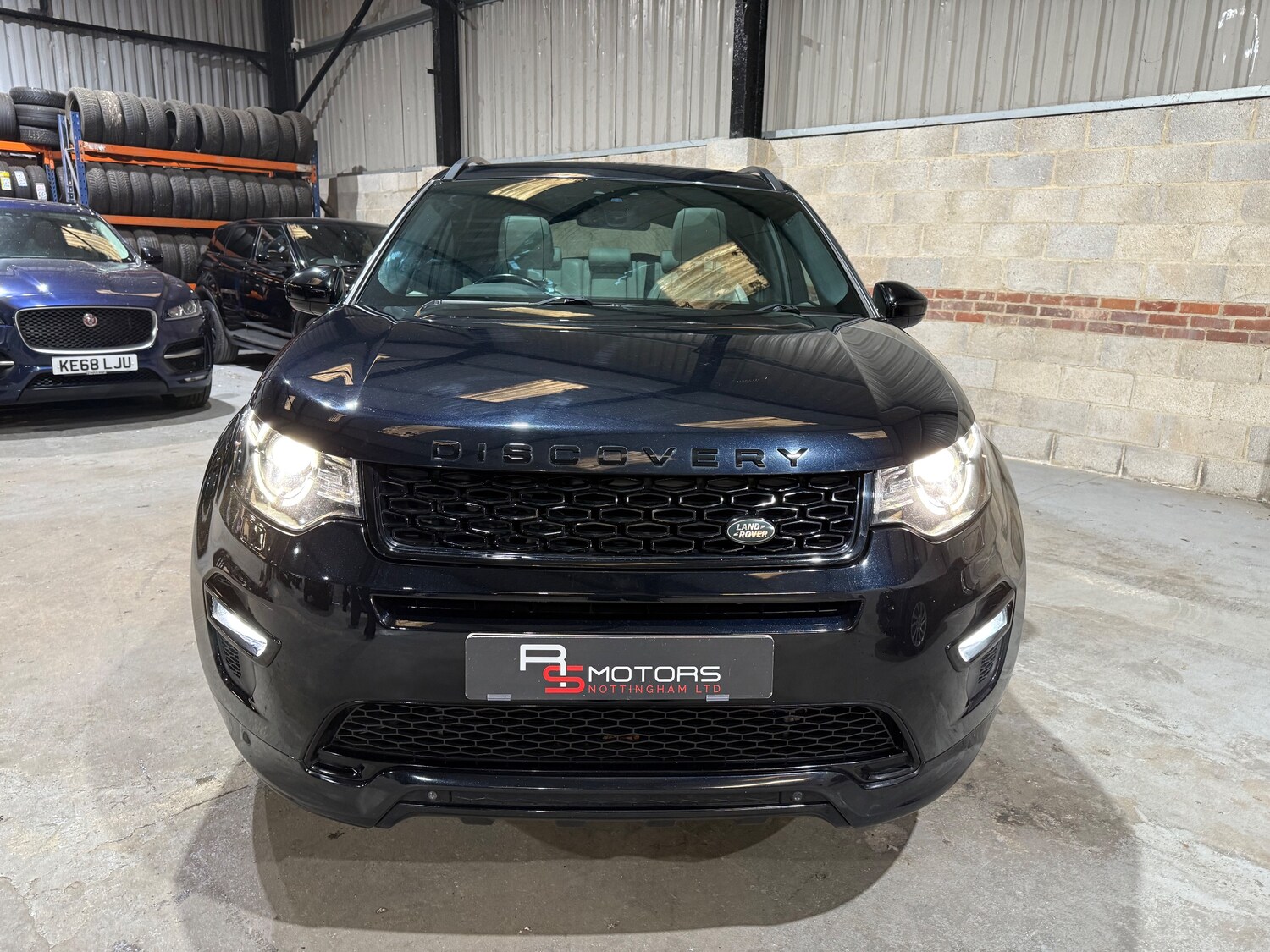 Used Land Rover Discovery Sport 2017 for sale - 76204674: Photo 6