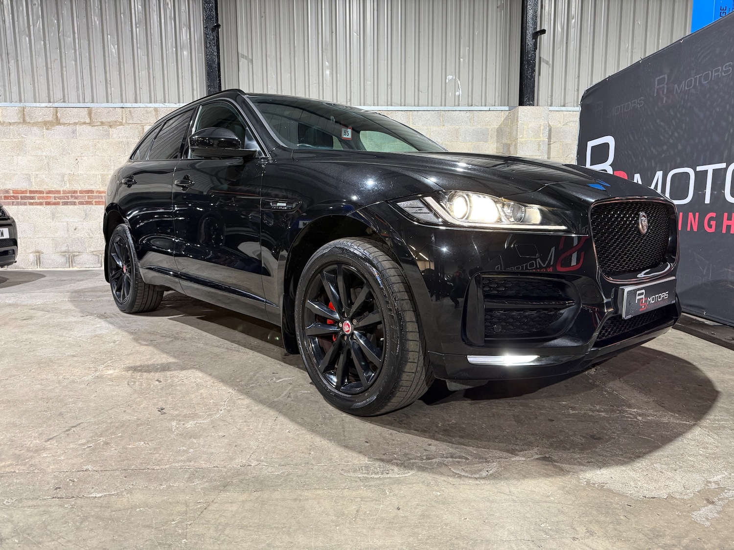 Used Jaguar F-Pace 2016 for sale - 77878683: Photo 21