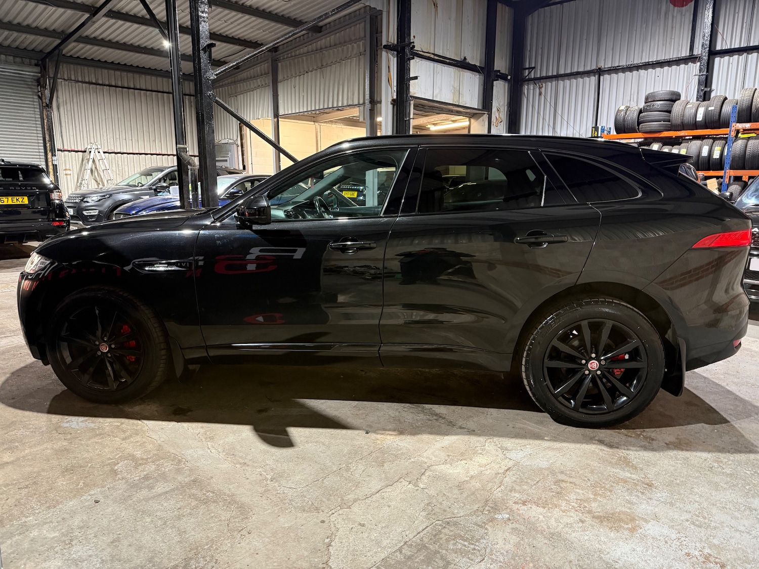 Used Jaguar F-Pace 2016 for sale - 77878683: Photo 8