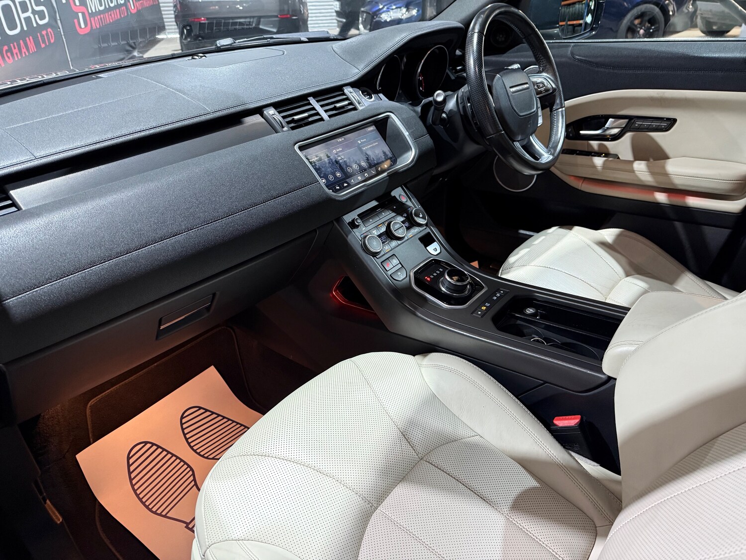 Used Land Rover Range Rover Evoque 2017 for sale - 77755921: Photo 22