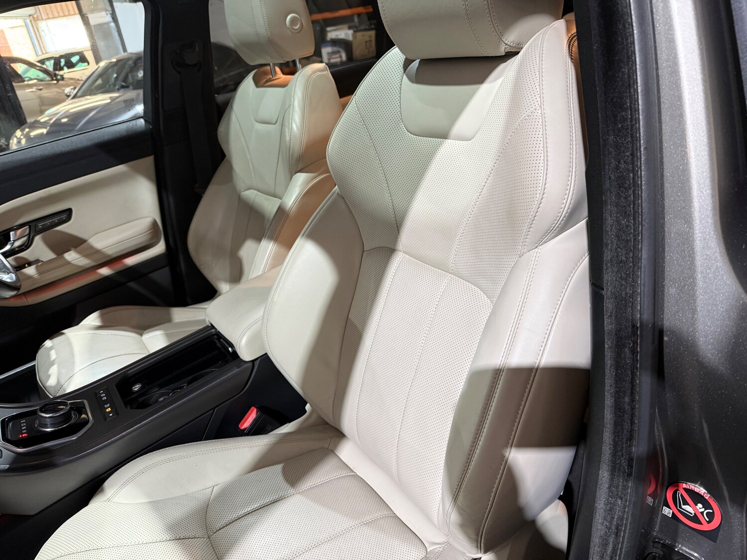 Used Land Rover Range Rover Evoque 2017 for sale - 77755921: Photo 23