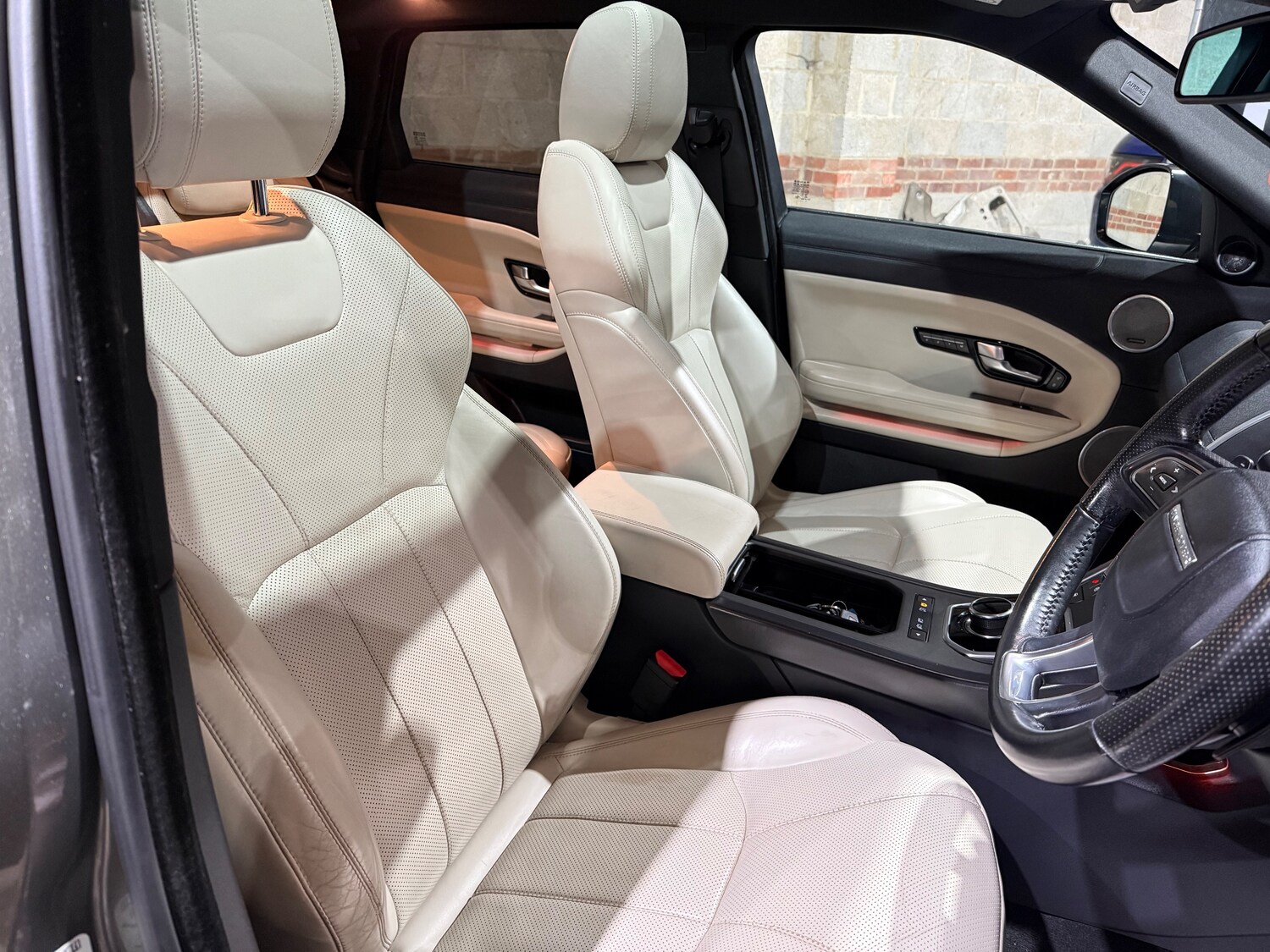 Used Land Rover Range Rover Evoque 2017 for sale - 77755921: Photo 38