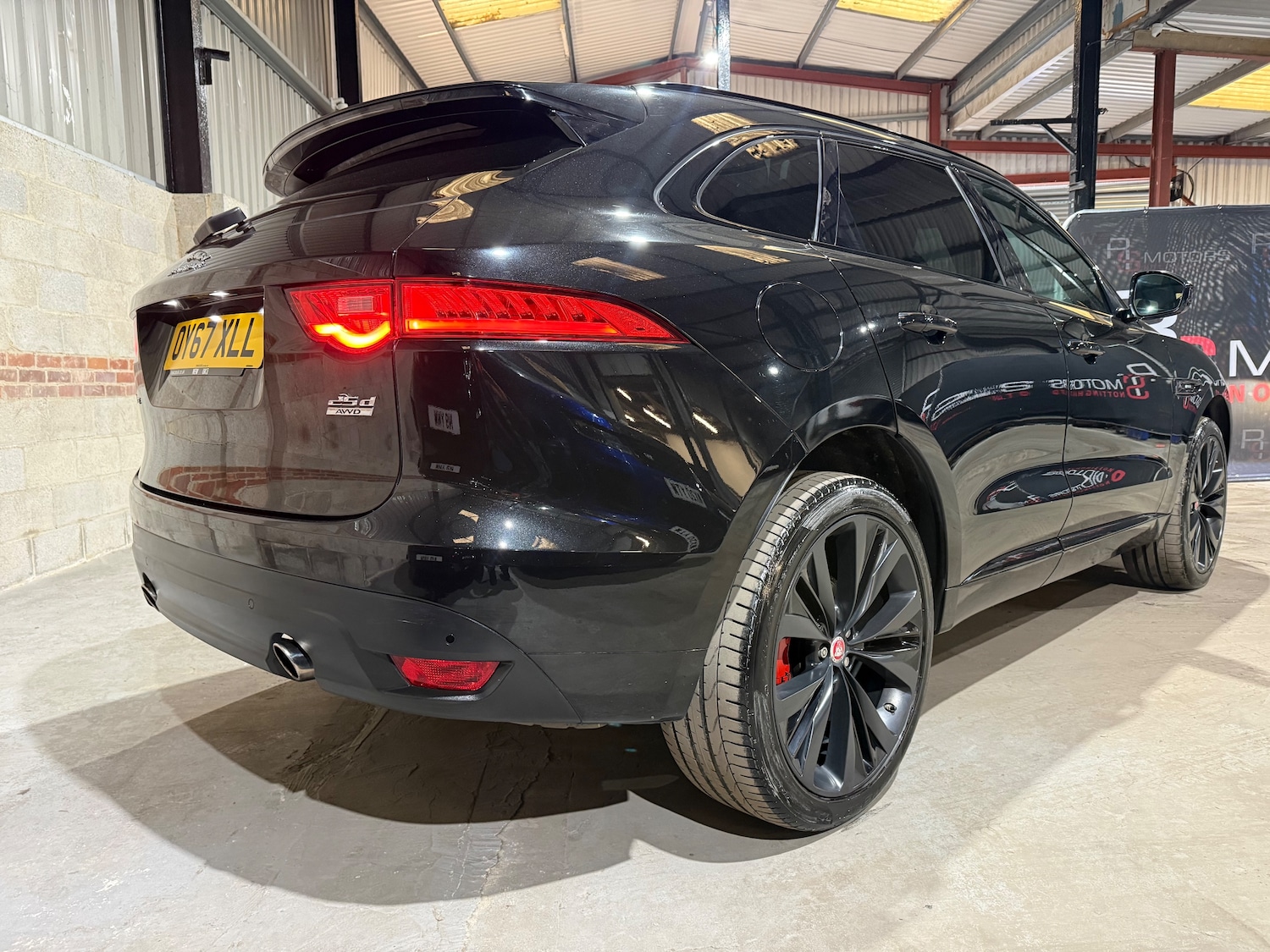 Used Jaguar F-Pace 2017 for sale - 77885533: Photo 19