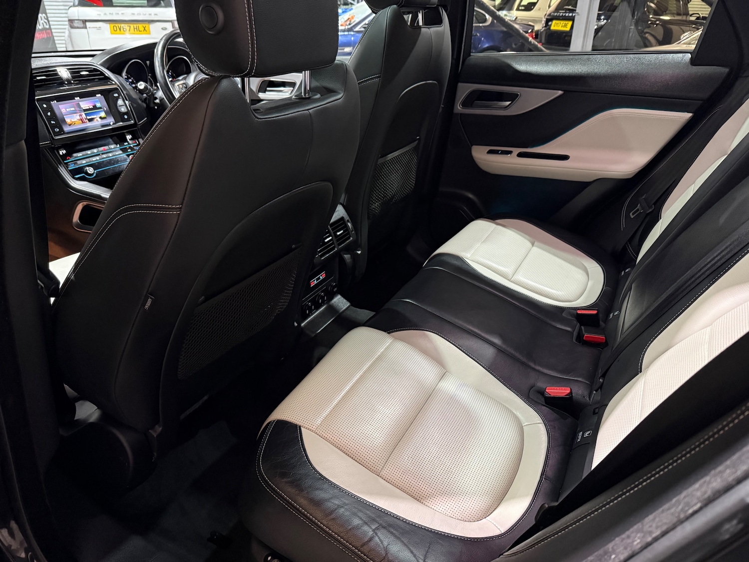 Used Jaguar F-Pace 2017 for sale - 77885533: Photo 25