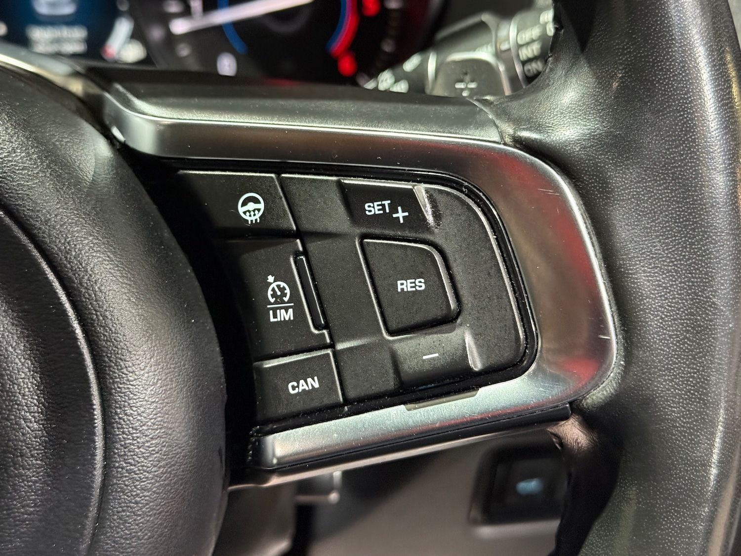 Used Jaguar F-Pace 2017 for sale - 77885533: Photo 43