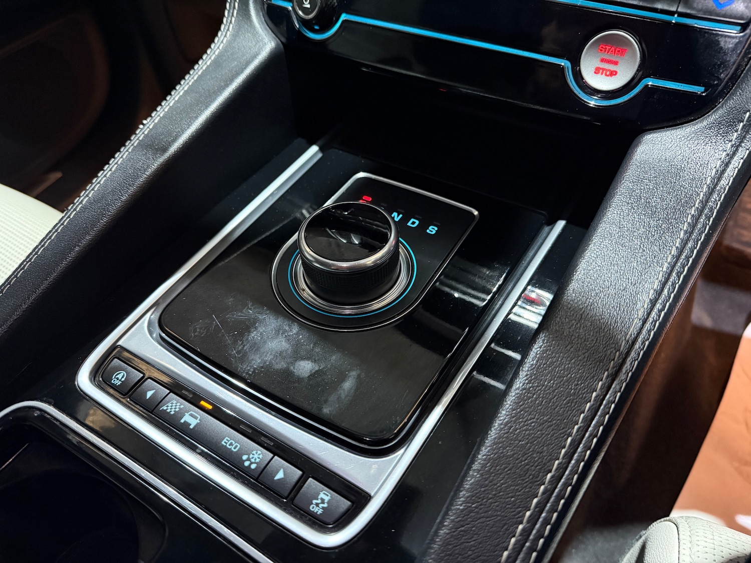 Used Jaguar F-Pace 2017 for sale - 77885533: Photo 46