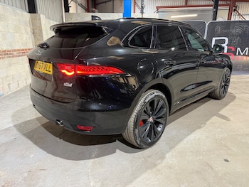 Used Jaguar F-Pace 2017 for sale - 77885533: Photo