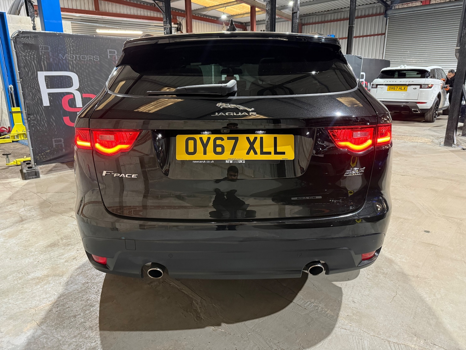 Used Jaguar F-Pace 2017 for sale - 77885533: Photo 5