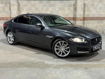 Used Jaguar XF 2015 for sale - 75643948: Photo