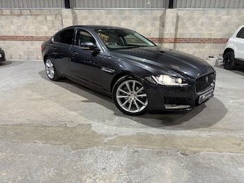 Used Jaguar XF 2015 for sale - 75643948: Photo