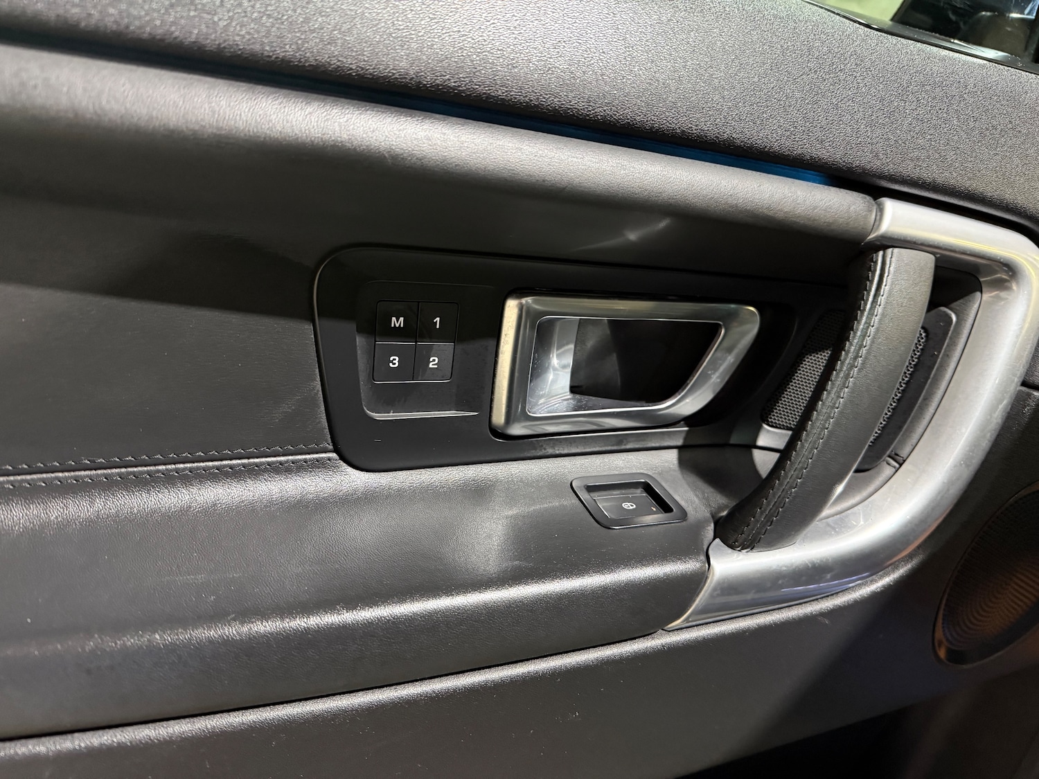 Used Land Rover Discovery Sport 2016 for sale - 77590466: Photo 23