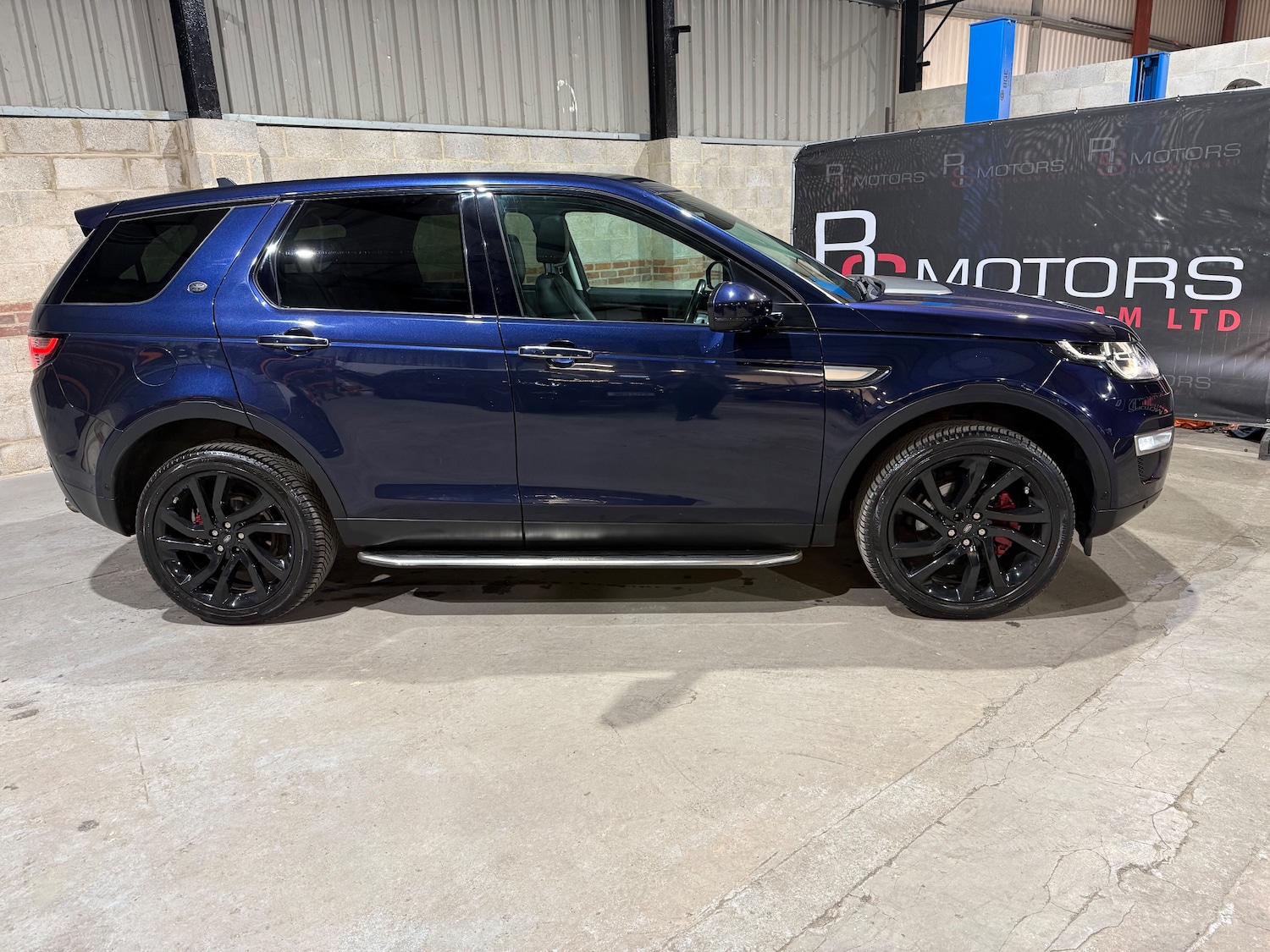 Used Land Rover Discovery Sport 2016 for sale - 77590466: Photo 3