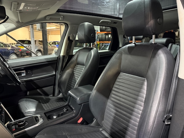 Used Land Rover Discovery Sport 2017 for sale - 76299857: Photo 11