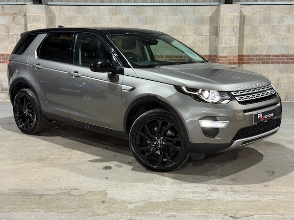 Used Land Rover Discovery Sport 2017 for sale - 76299857: Photo 1