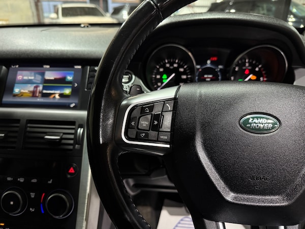 Used Land Rover Discovery Sport 2017 for sale - 76299857: Photo 38