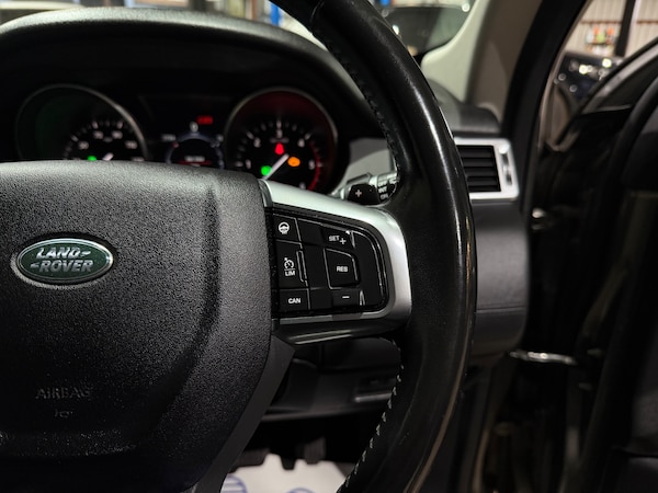 Used Land Rover Discovery Sport 2017 for sale - 76299857: Photo 39