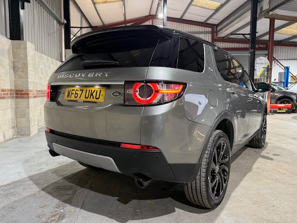 Used Land Rover Discovery Sport 2017 for sale - 76299857: Photo 54