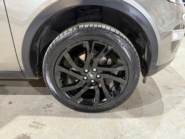 Used Land Rover Discovery Sport 2017 for sale - 76299857: Photo 61