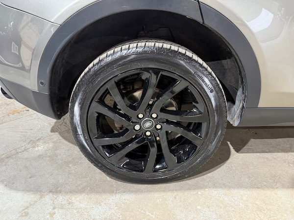 Used Land Rover Discovery Sport 2017 for sale - 76299857: Photo 62
