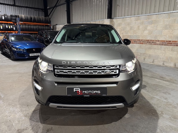 Used Land Rover Discovery Sport 2017 for sale - 76299857: Photo 6