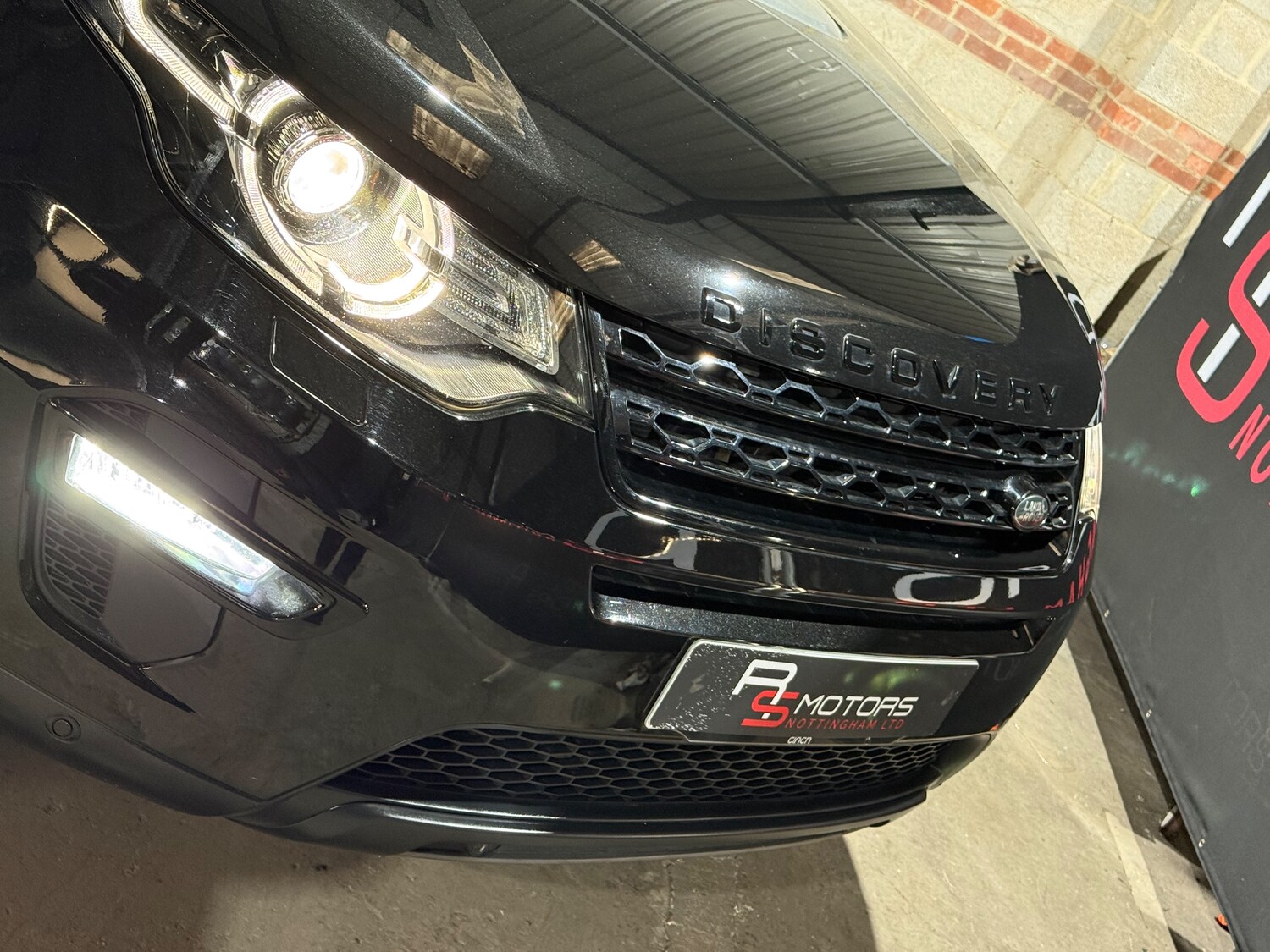 Used Land Rover Discovery Sport 2016 for sale - 77894017: Photo 10