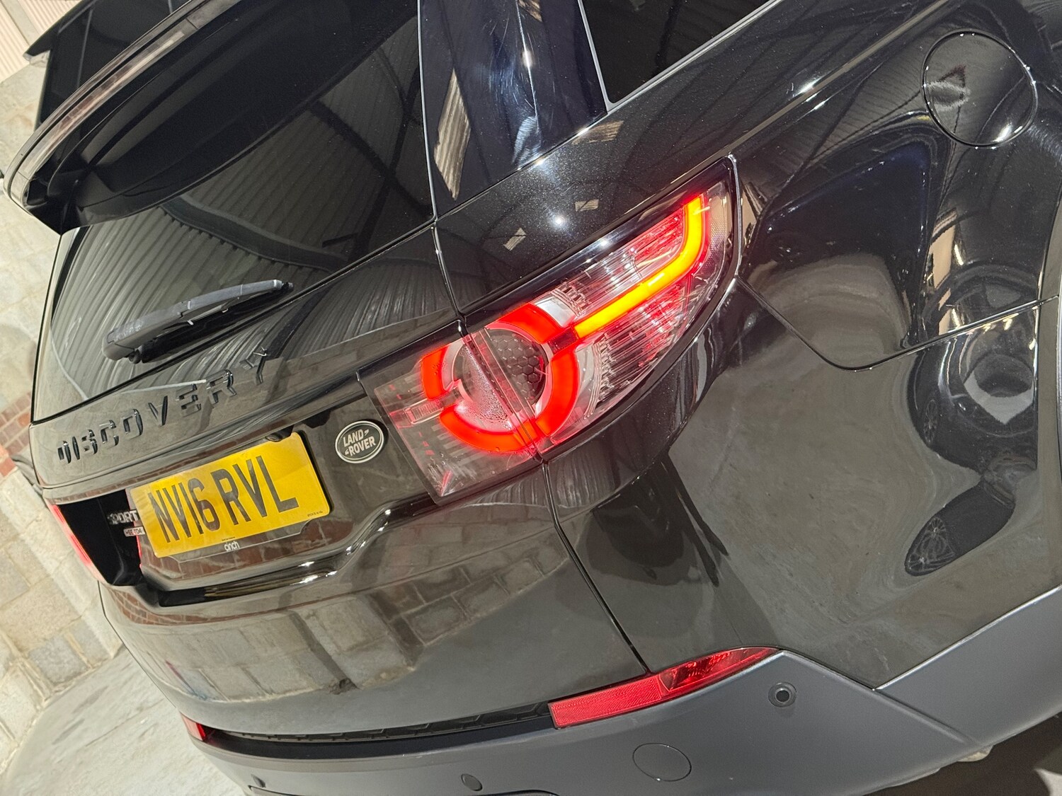 Used Land Rover Discovery Sport 2016 for sale - 77894017: Photo 18