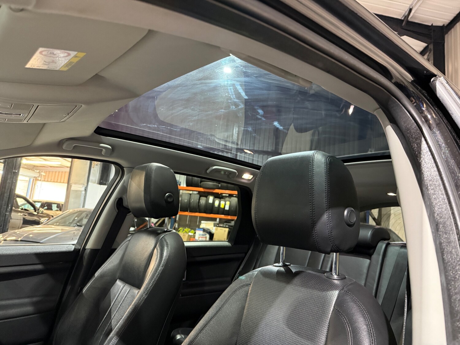 Used Land Rover Discovery Sport 2016 for sale - 77894017: Photo 25