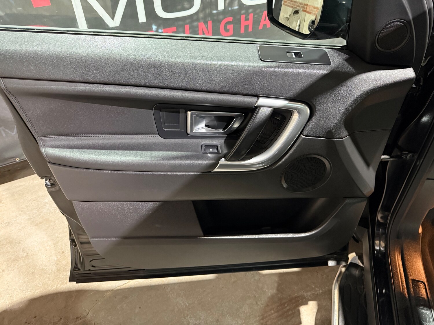 Used Land Rover Discovery Sport 2016 for sale - 77894017: Photo 26