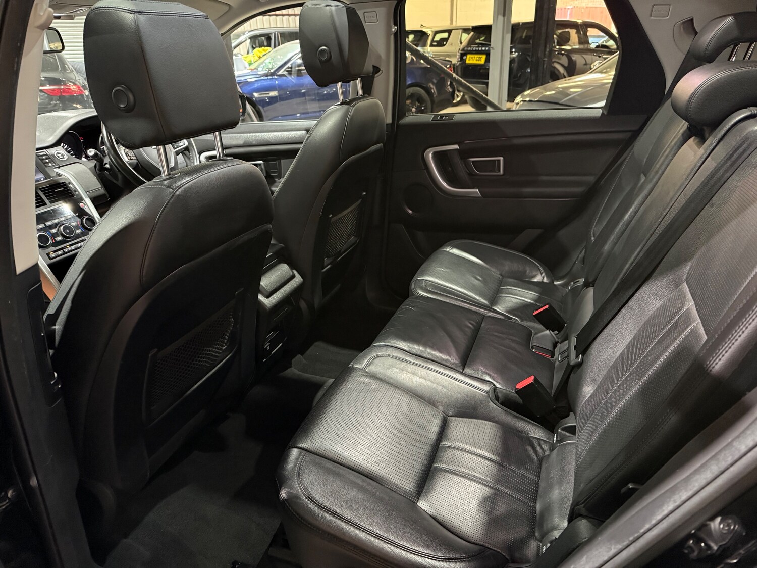 Used Land Rover Discovery Sport 2016 for sale - 77894017: Photo 28